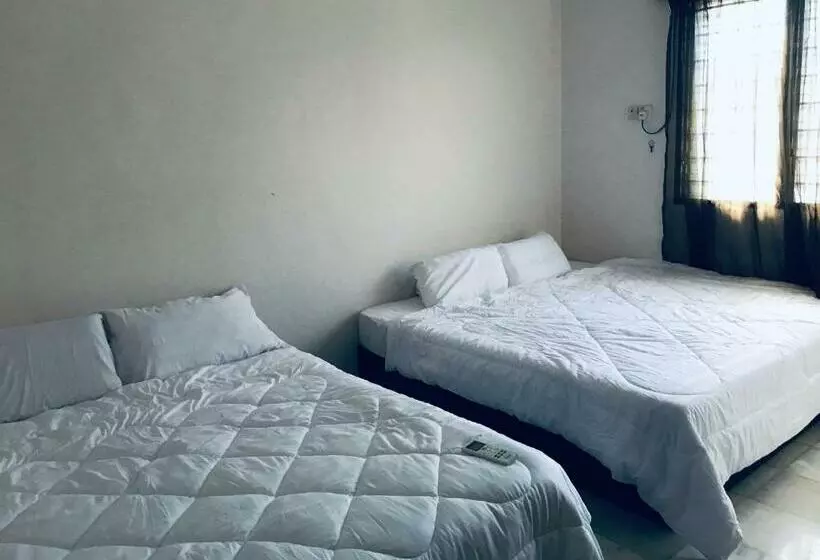 ペンション Cozy And Comfortable Homestay In Sungai Siput