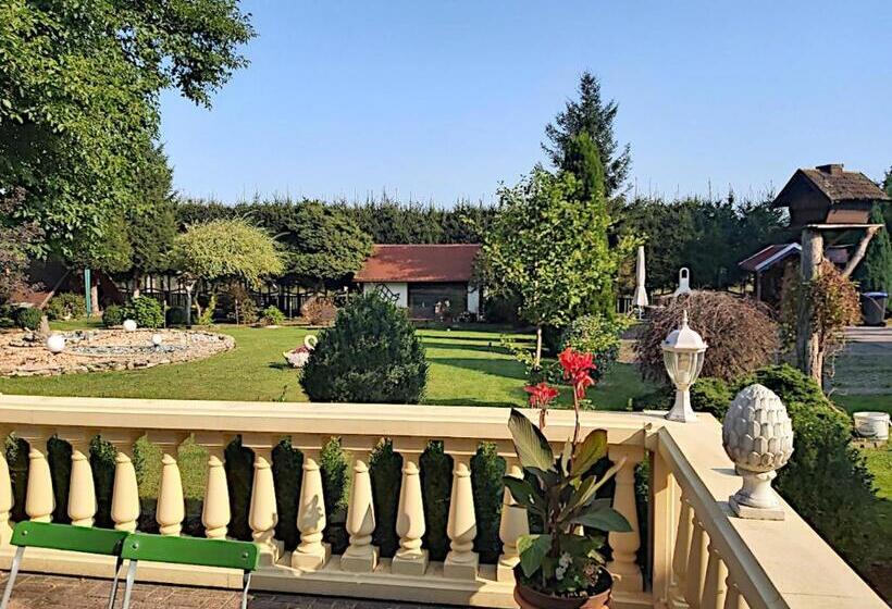 פנסיון Gasthof Und Eiscafe Frank