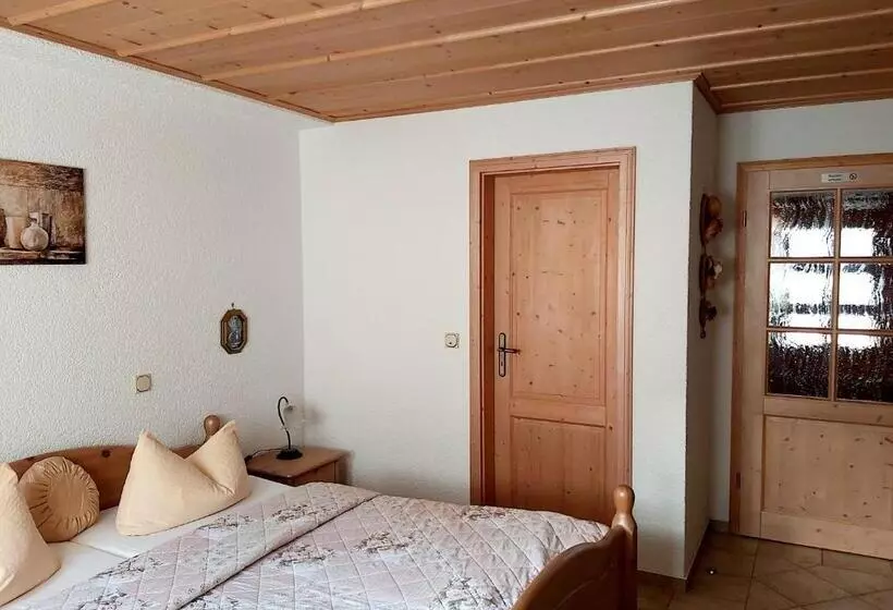 Majatalo Gasthof Und Eiscafe Frank