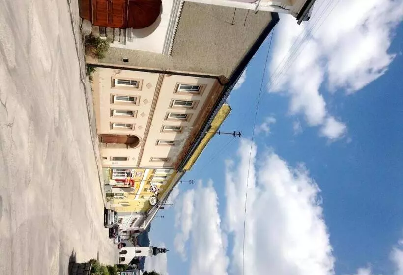 Retkeilymaja Frühstückspension Zur Post Reisinger Kg St Oswald