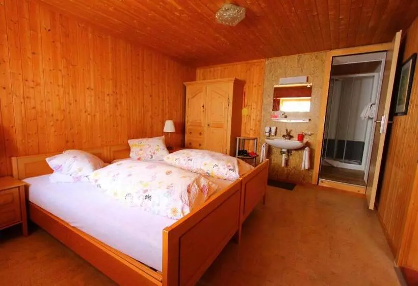 Retkeilymaja Gasthaus Rössli