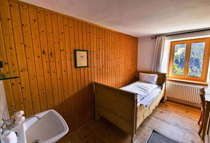 Retkeilymaja Gasthaus Rössli