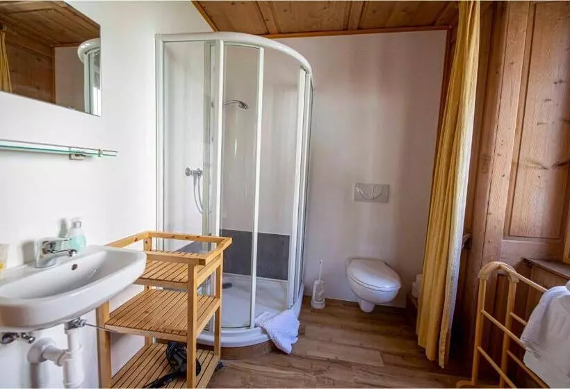 Retkeilymaja Gasthaus Rössli