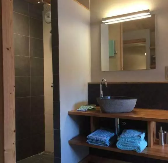 Aamiaismajoitus (B&B) Au Charnet