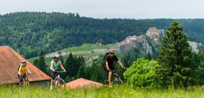 Aamiaismajoitus (B&B) Au Charnet