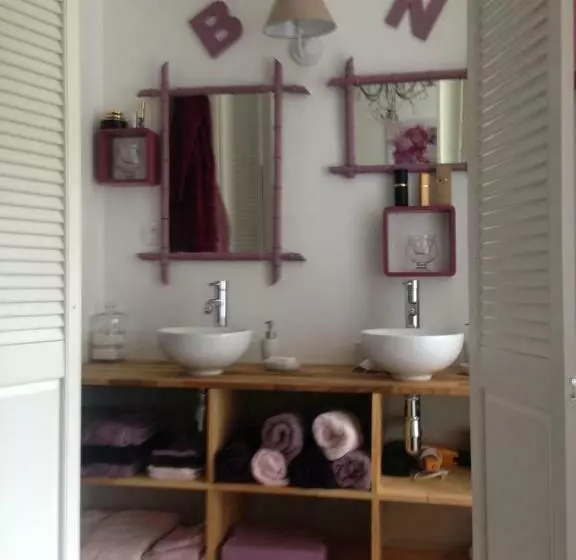 ベッドアンドブレックファースト Mariac , Chambres D Hôtes Au Tilleul 6km Du Cheylard