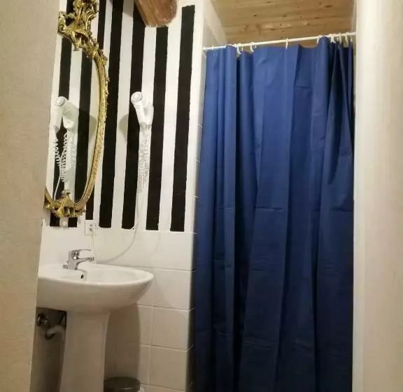 ベッドアンドブレックファースト Cascina La Castagnara