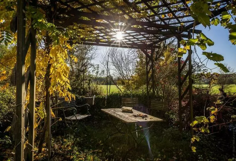 Aamiaismajoitus (B&B) Chambre D Hôtes Du Moulin De Landonvillers