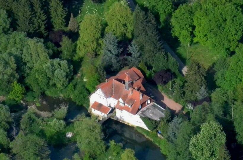 مبيت وإفطار Chambre D Hôtes Du Moulin De Landonvillers