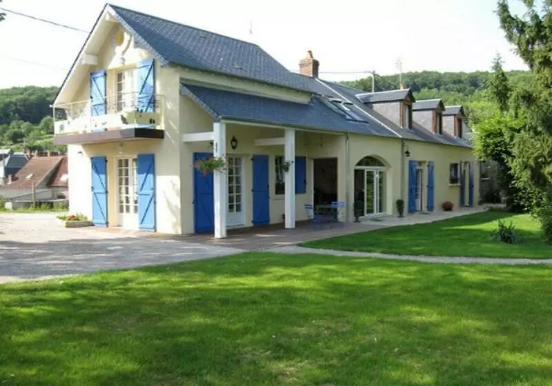 ベッドアンドブレックファースト Chambre D Hôtes La Chatelière