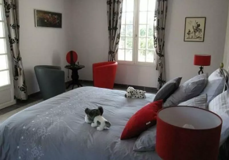 ベッドアンドブレックファースト Chambre D Hôtes La Chatelière
