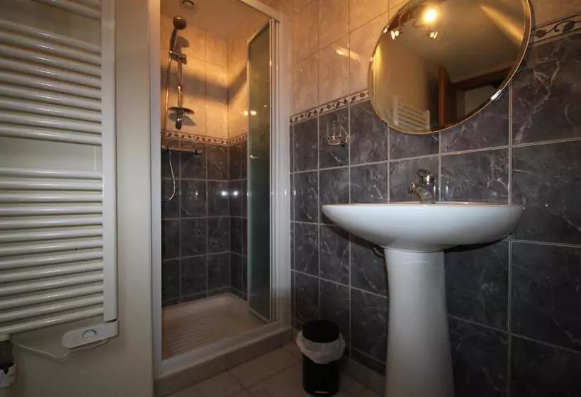 Aamiaismajoitus (B&B) Chambres D Hôtes La Difference Le Pressoir