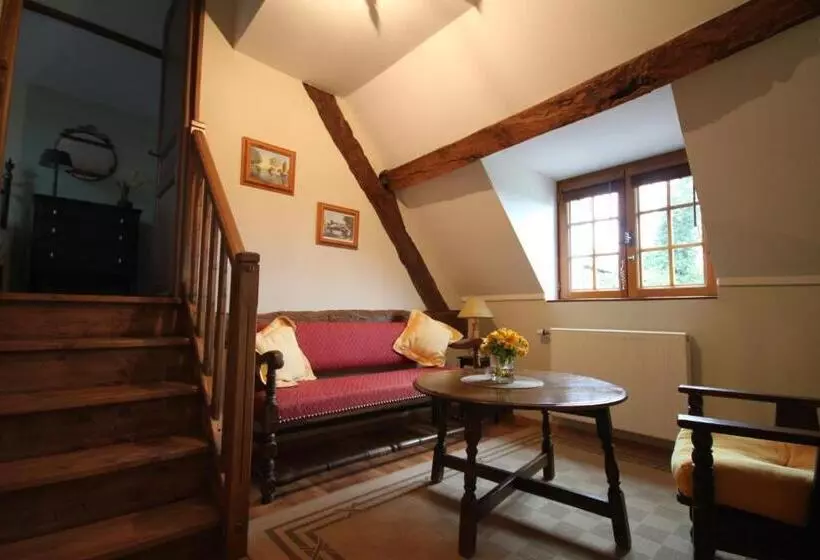 Aamiaismajoitus (B&B) Chambres D Hôtes La Difference Le Pressoir