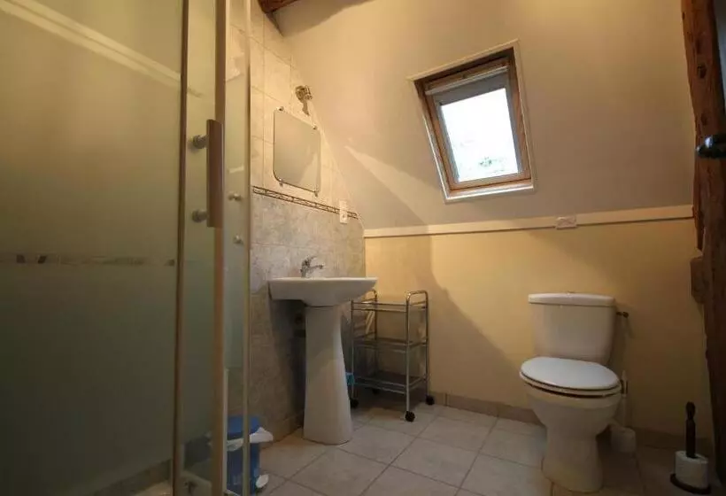 Aamiaismajoitus (B&B) Chambres D Hôtes La Difference Le Pressoir