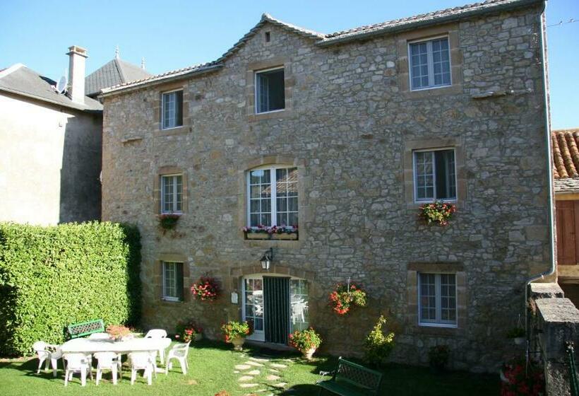 مبيت وإفطار Chambres D’hôtes Lou Jassou