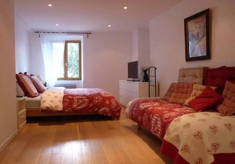 Aamiaismajoitus (B&B) Domaine De La Safranière   Chambre D Hote