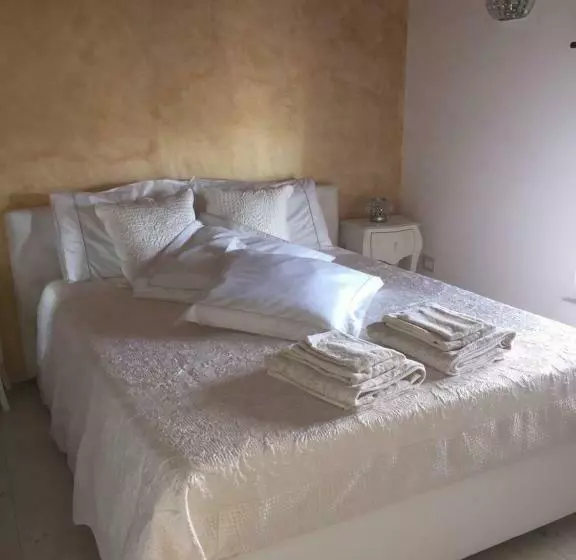 Aamiaismajoitus (B&B) La Favorita Del Re