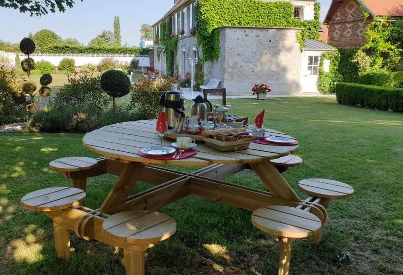 مبيت وإفطار La Maison Blanche