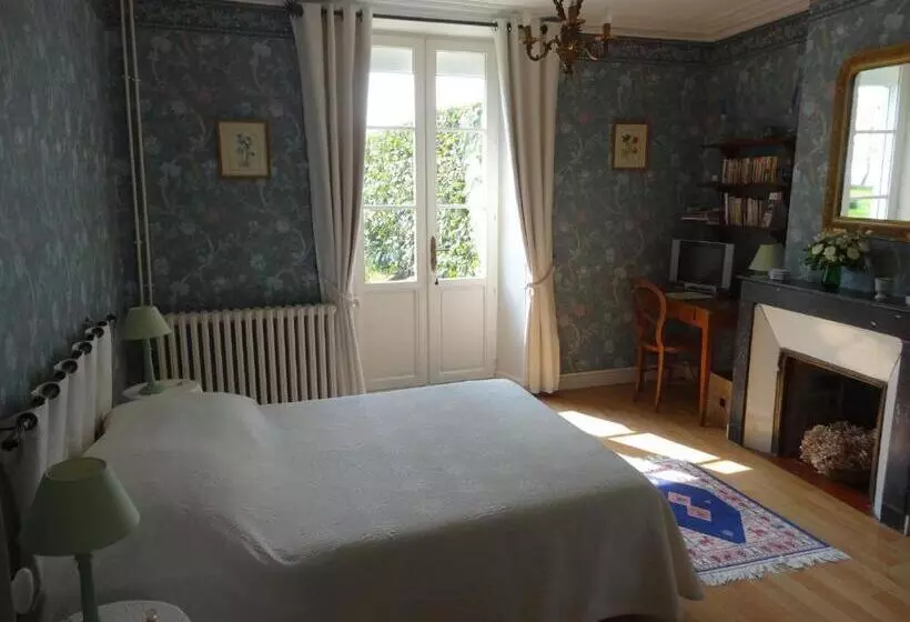 ベッドアンドブレックファースト La Maison Blanche