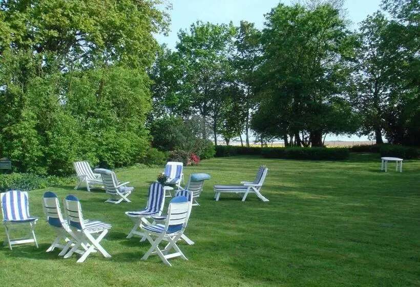 ベッドアンドブレックファースト La Maison Blanche