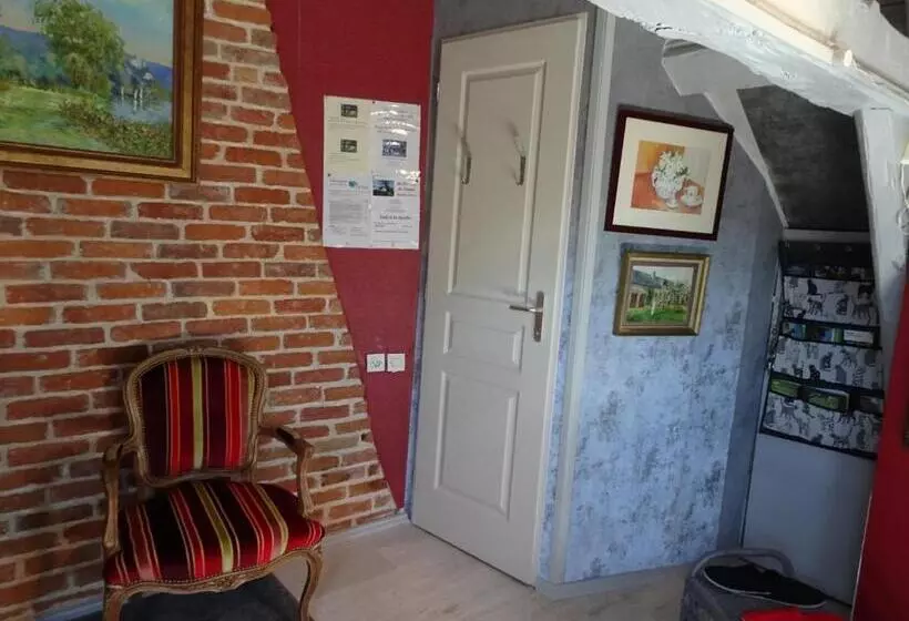 ベッドアンドブレックファースト La Roseraie Du Prieure