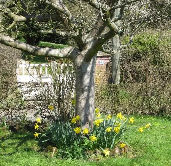 ベッドアンドブレックファースト La Roseraie Du Prieure