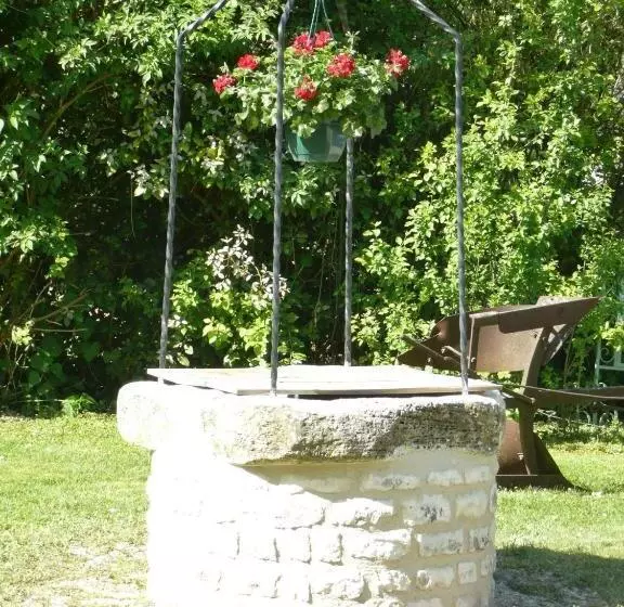 Aamiaismajoitus (B&B) Le Clos Du Plantis