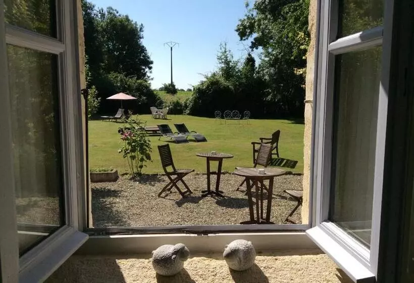 Aamiaismajoitus (B&B) Le Clos Du Plantis