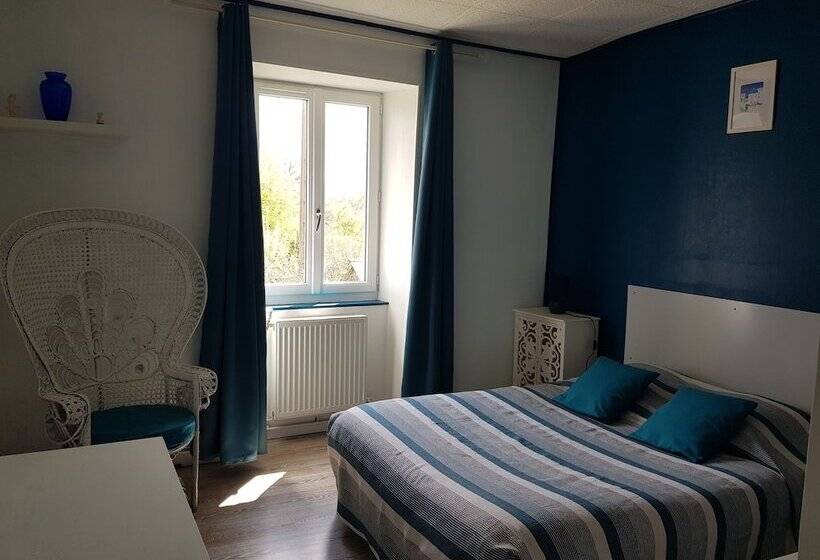 مبيت وإفطار Les Forges De Planechaud