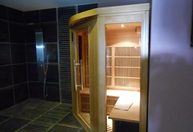 Aamiaismajoitus (B&B) Les Grands Prés