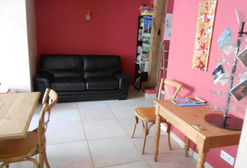 Aamiaismajoitus (B&B) Les Grands Prés