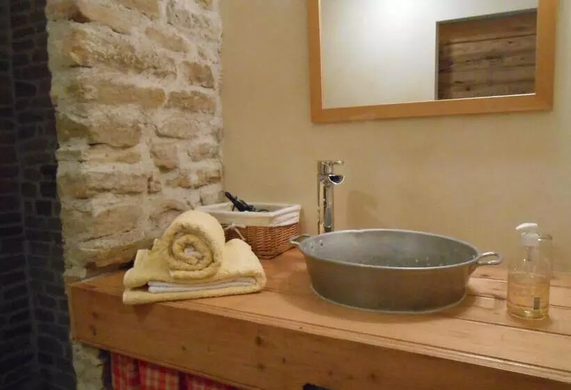 Aamiaismajoitus (B&B) Les Grands Prés