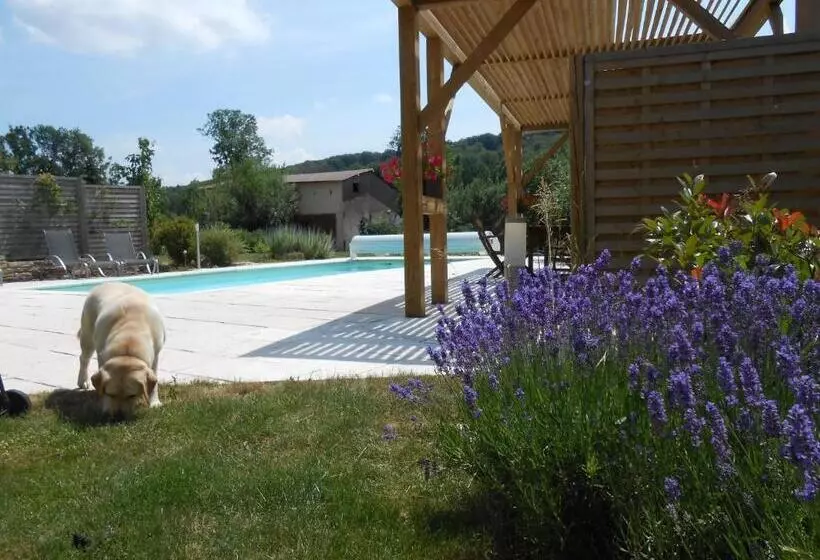 Aamiaismajoitus (B&B) Les Grands Prés