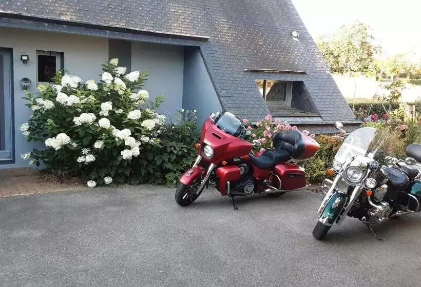 Aamiaismajoitus (B&B) Ty Eflenn