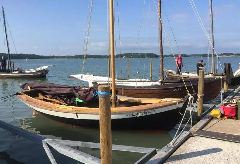 Aamiaismajoitus (B&B) Villa Högbo