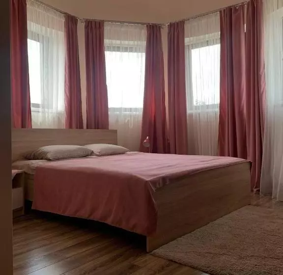 ホテル узвар