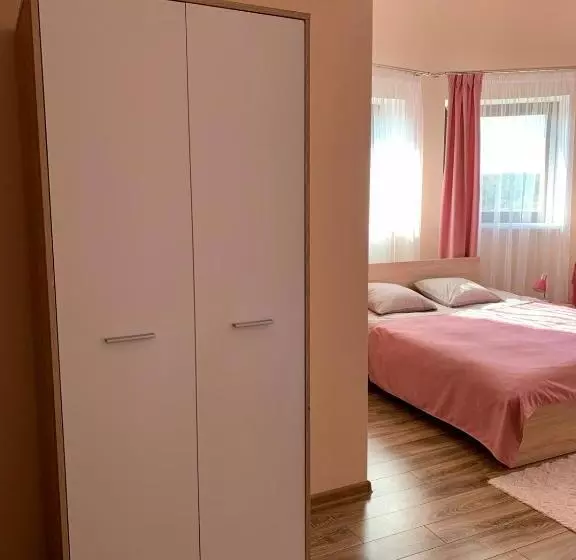 ホテル узвар