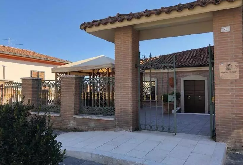 Luxury B&b Dimora Albani