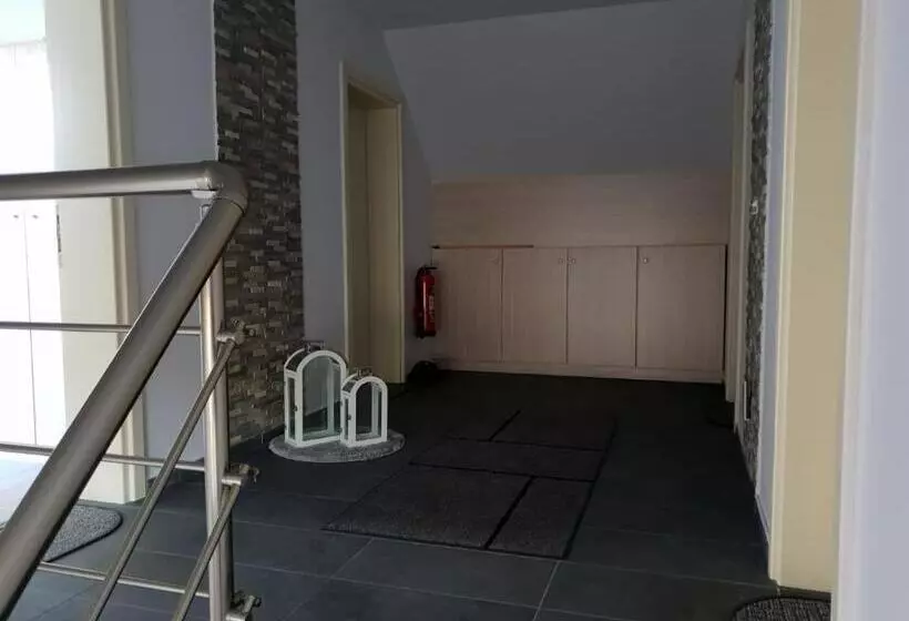 Majatalo Andromachi Apartments