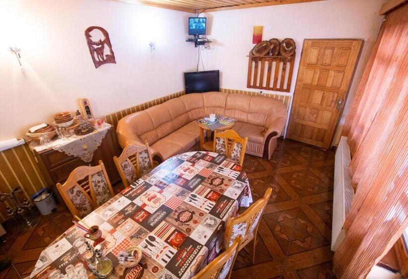 Пансион Casa Albă