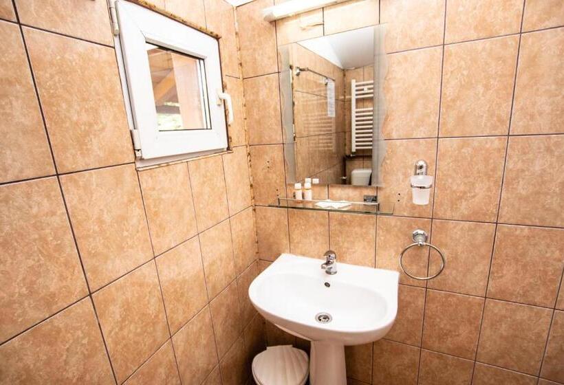 Пансион Casa Albă