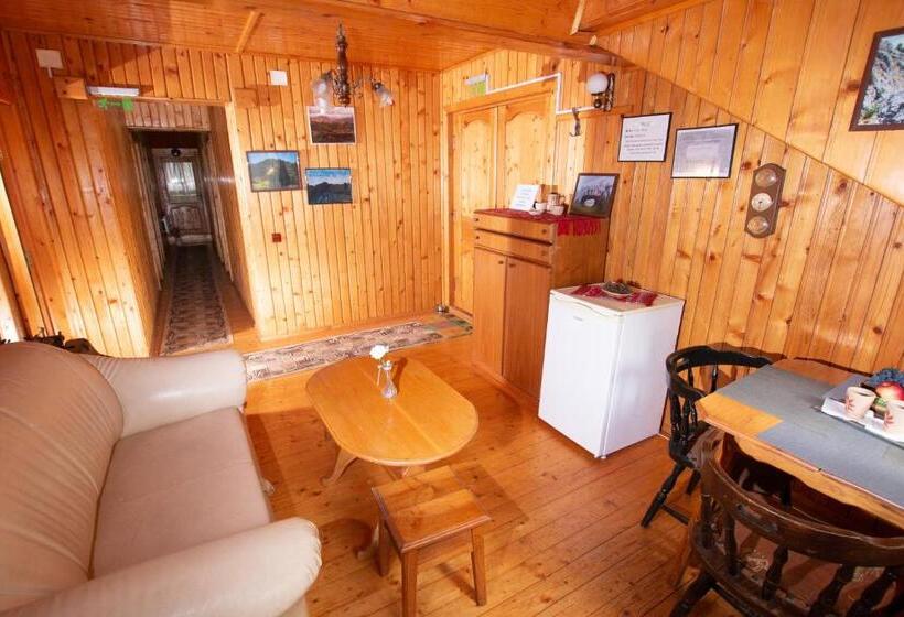 Пансион Casa Albă