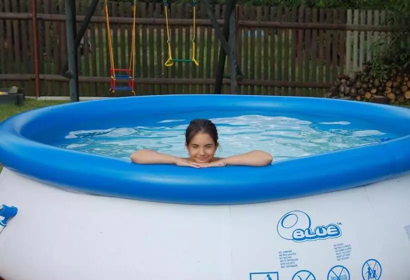 ペンション Guest House Hošek