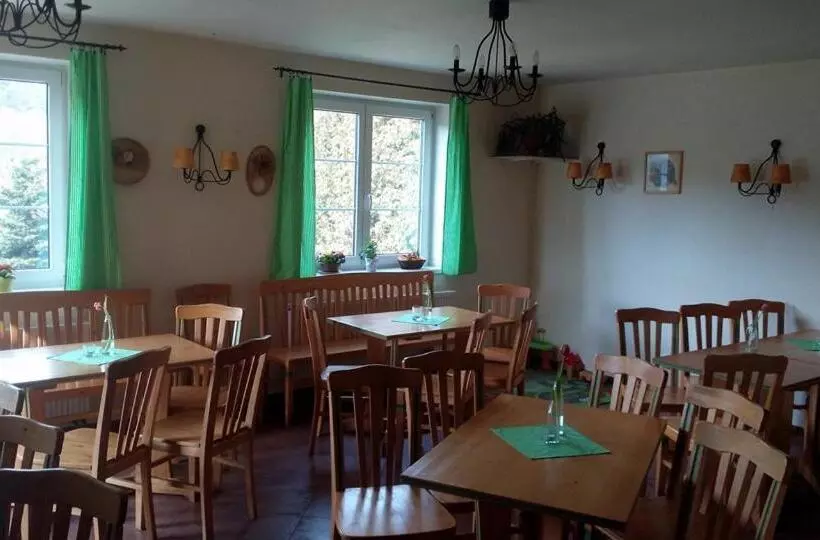 Majatalo Guest House Kaskáda