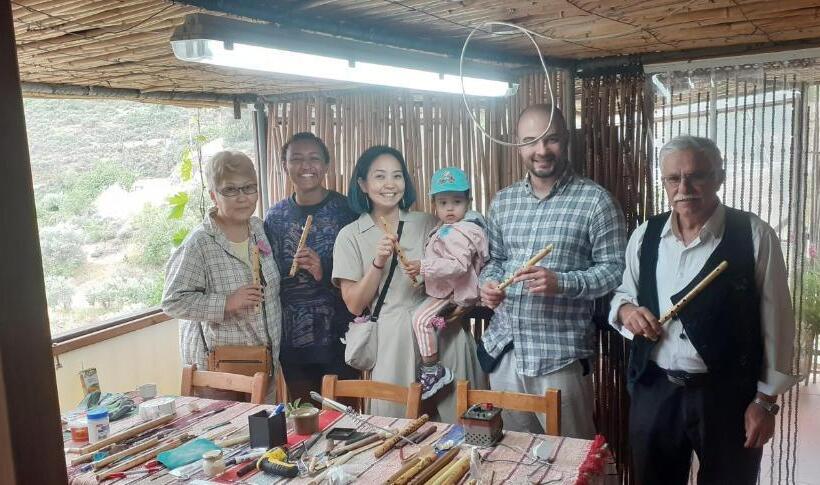 פנסיון Hatzikyprianou Museum Studio