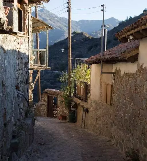 Majatalo Hatzikyprianou Museum Studio