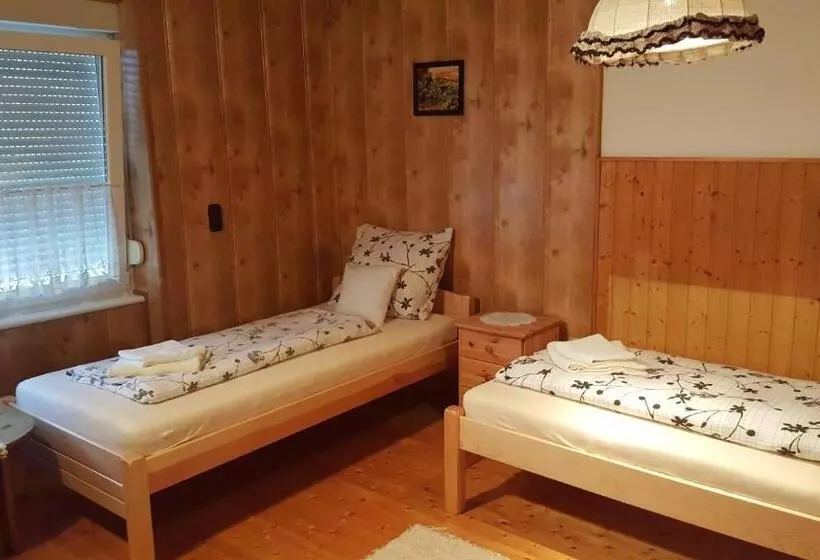 ペンション Kerka Völgyi Vendégház