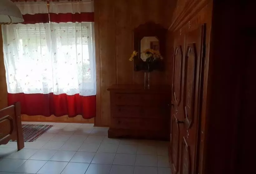 ペンション Kerka Völgyi Vendégház