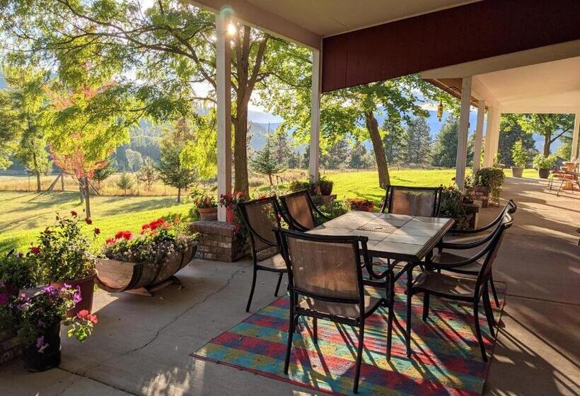 Panzió Pleasant Valley