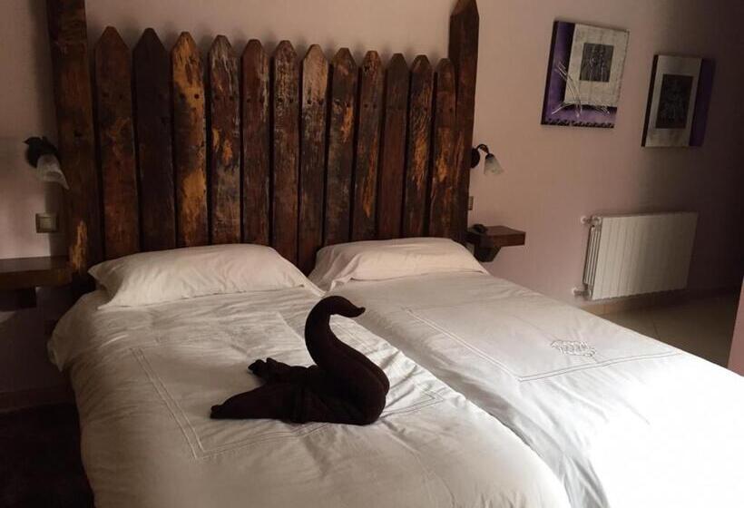 بنسيون Posada El Molino De Cadalso